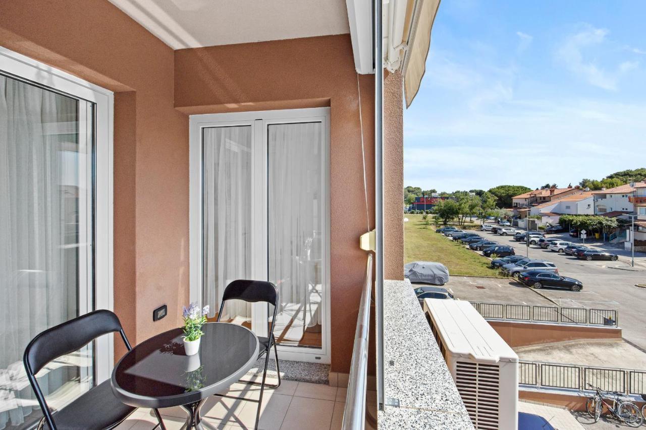 Feniks Fazana Apartman Esterno foto