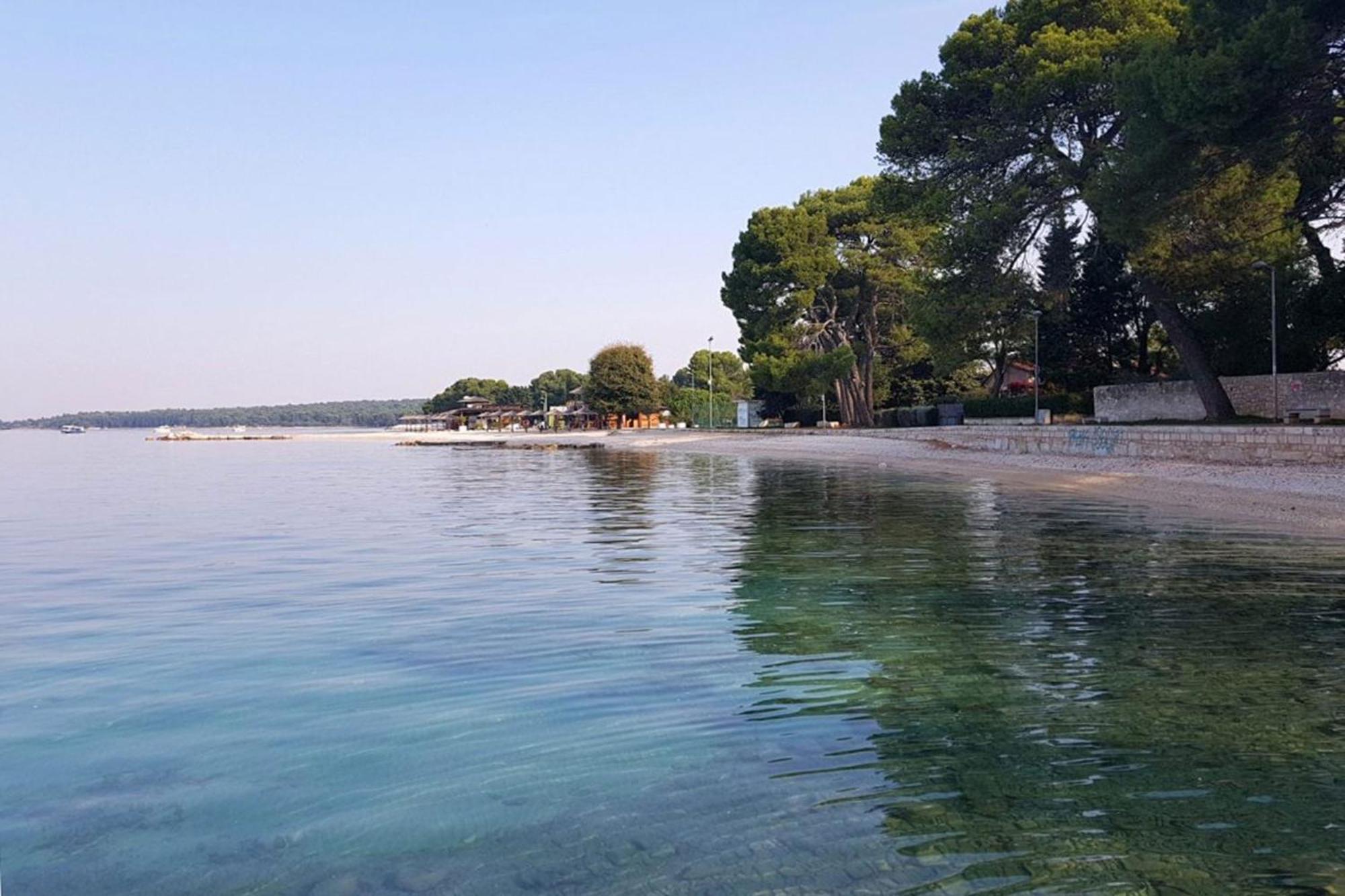 Feniks Fazana Apartman Esterno foto