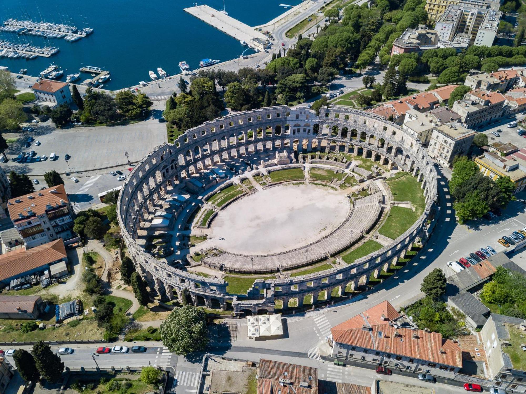 Feniks Fazana Apartman Esterno foto